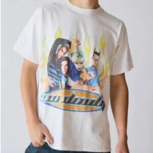Urban Outfitters Men's No Doubt Summer 2000 Graphic tee